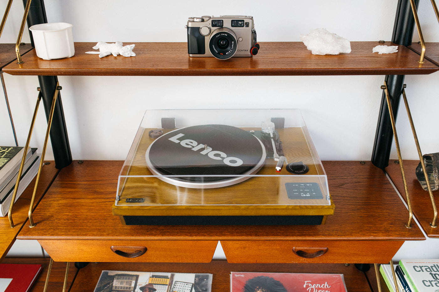 LENCO LS-55WA - Record Player with Bluetooth®, USB MP3 encoder, speakers - Wood