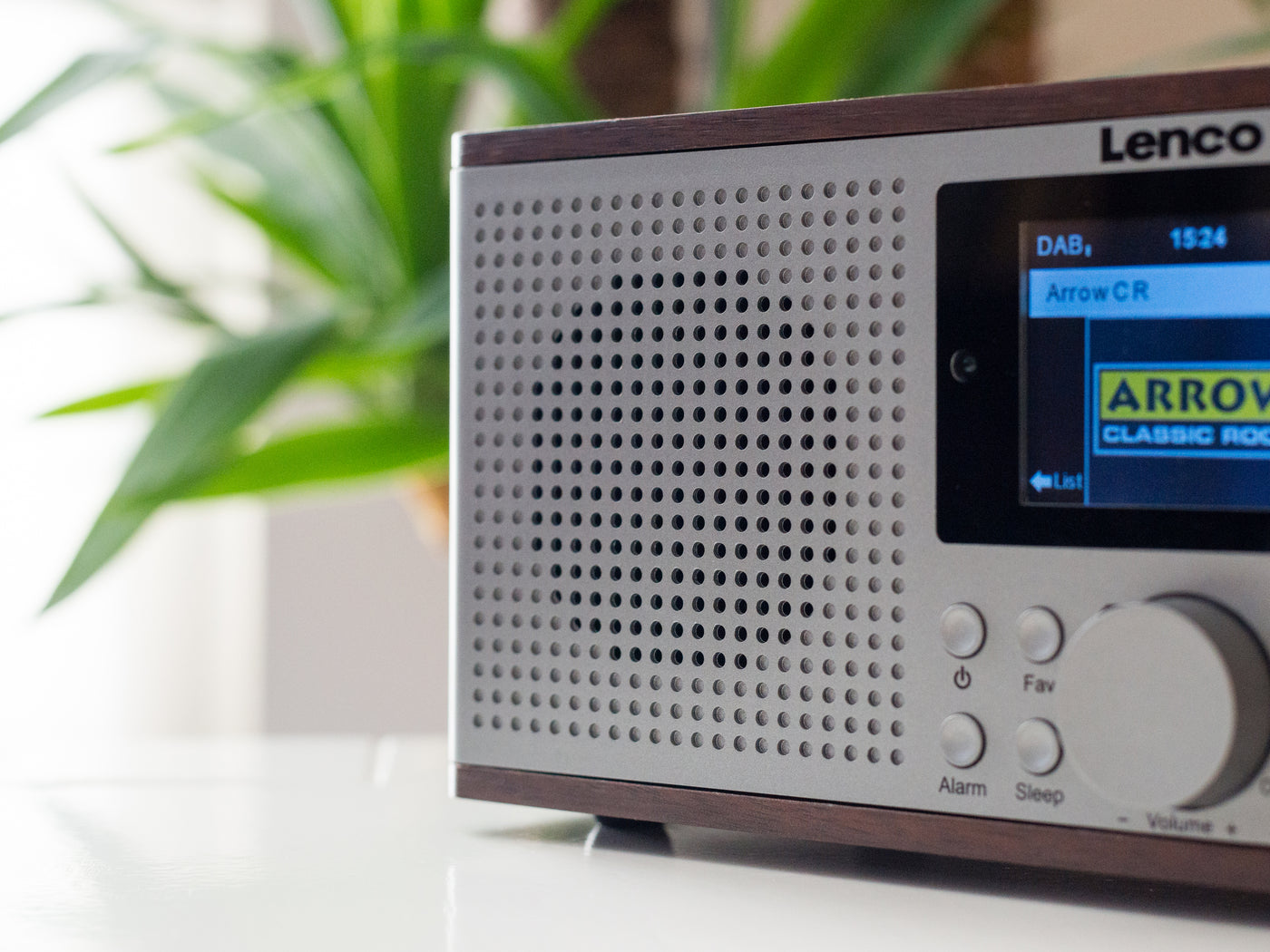LENCO DIR-170WA Smart Internet radio, with DAB+, FM and Bluetooth® - Wood