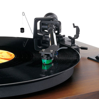6 Tips for maintaining your record player and LPs: Do's and Don'ts