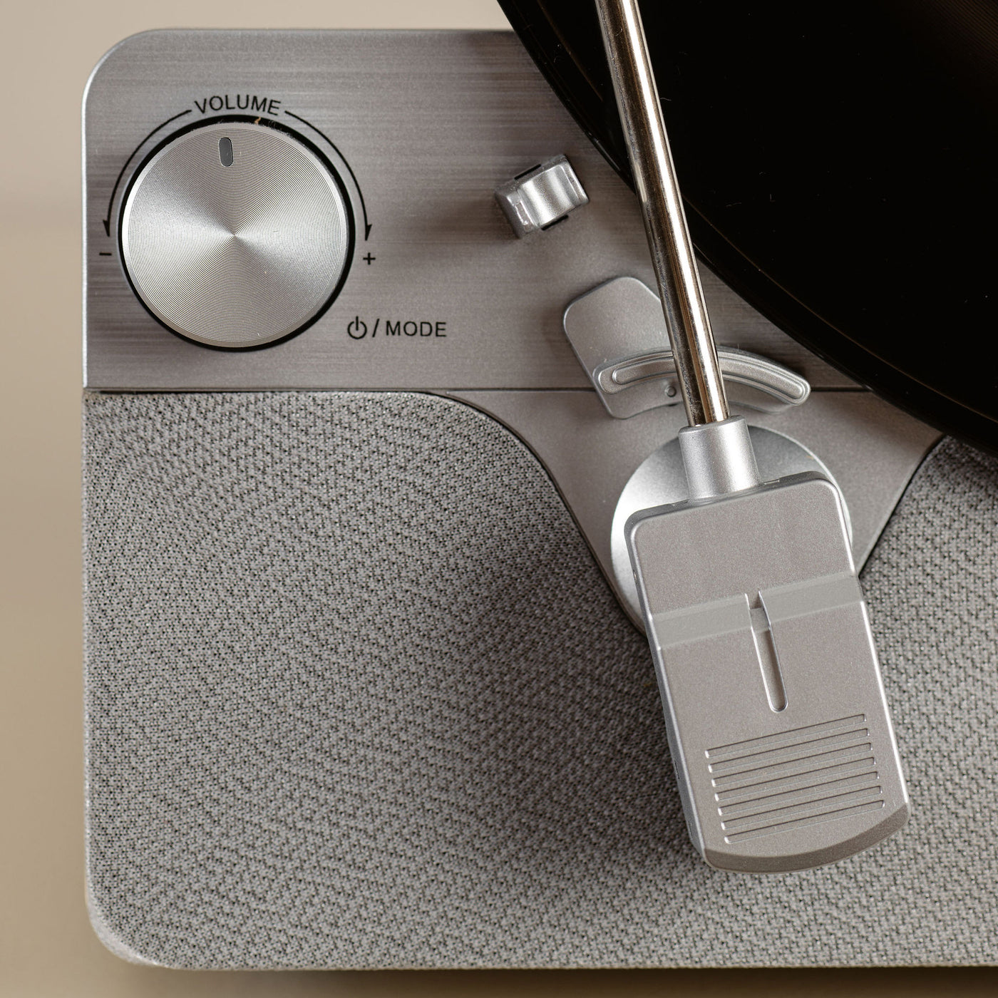 LENCO LSA-071SI - Volautomatische verticale platenspeler met ingebouwde luidsprekers en Bluetooth® - Zilver