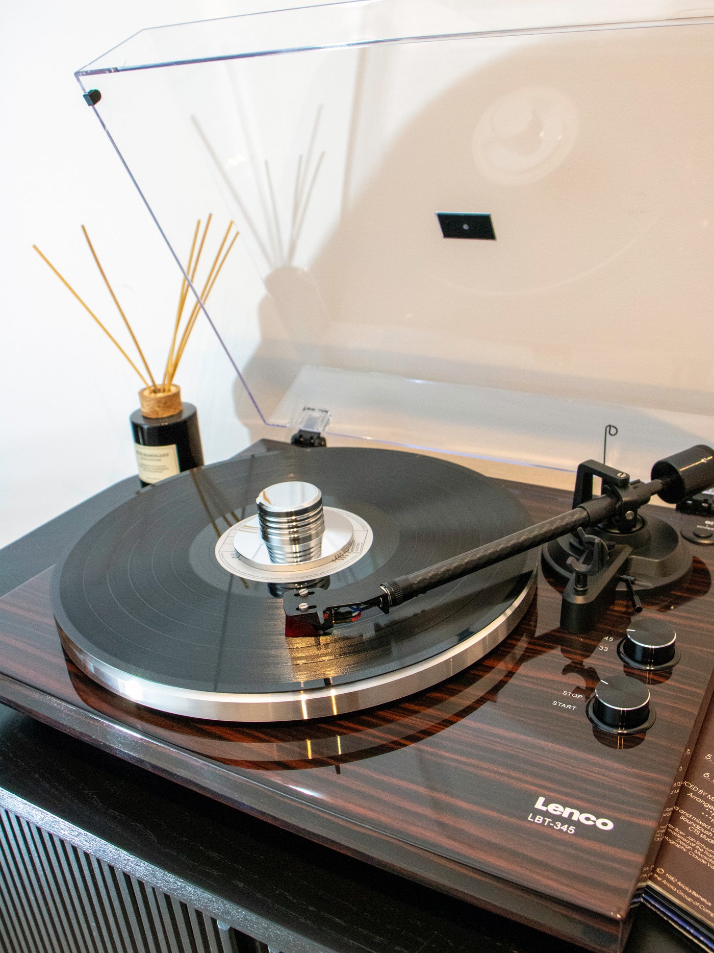 LENCO LBT-345WA - Record Player with Bluetooth® and Ortofon 2M Red cartridge, including chrome-plated record stabilizer - Walnut