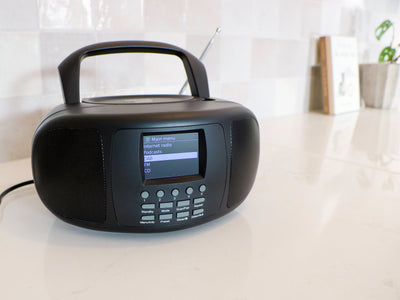 LENCO SCD-6000BK - Draagbare internet radio met DAB+/FM, Bluetooth®, CD-speler en groot LCD kleurendisplay - Zwart