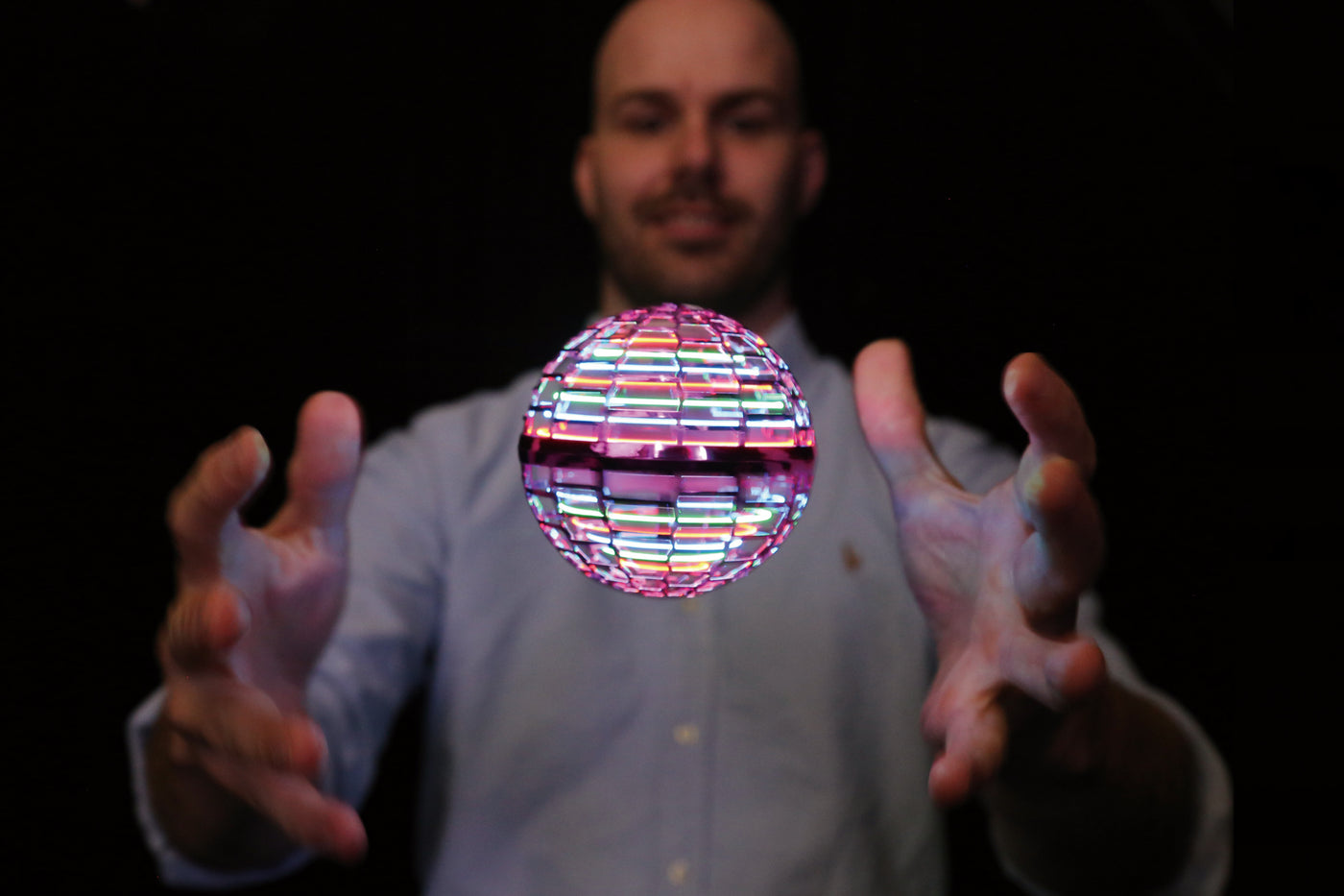 LENCO - FLB-007PK- Flying lighting ball - Pink